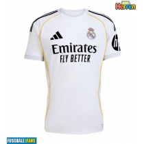 Real Madrid Kylian Mbappe #10 Heimtrikot 2025-26 Kurzarm